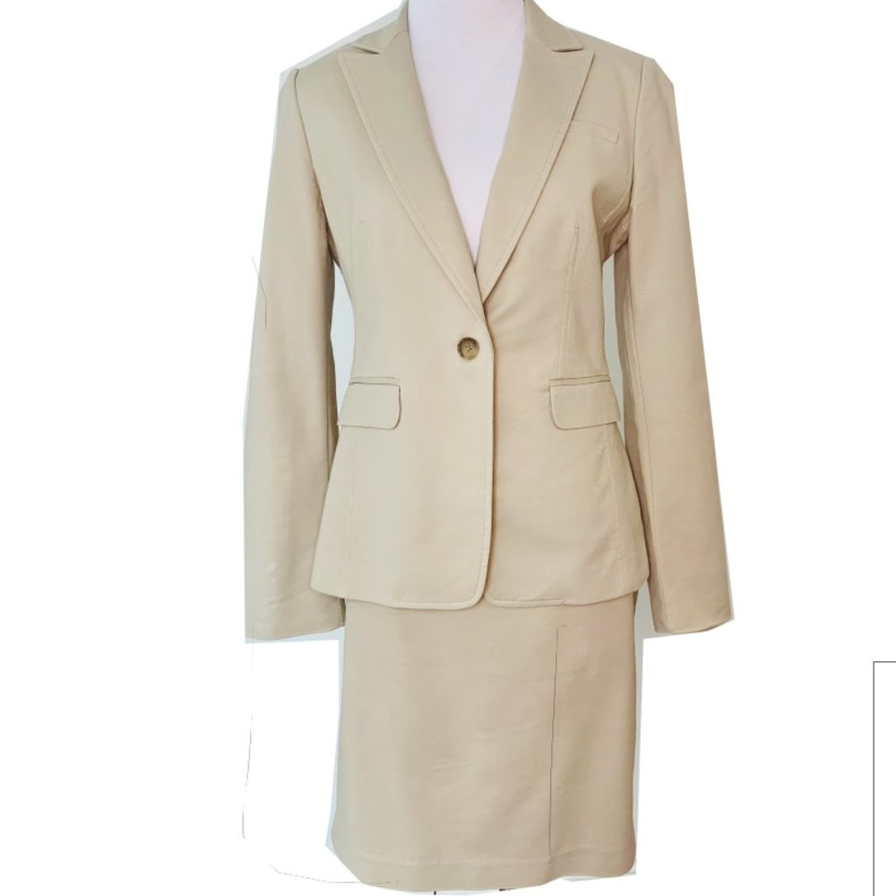 Banana Republic Suit Skirt (Sz 4)